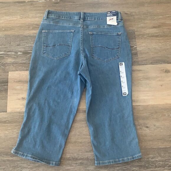 Lee Modern Series Curvy Fit sz 8 Capris/Skimmers - Picture 2 of 7